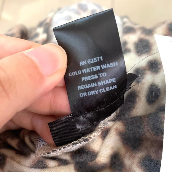 Aqua Soft Brushed Cheetah Print Hoodie Pullover in Orange/Black - Picture 5 of 5